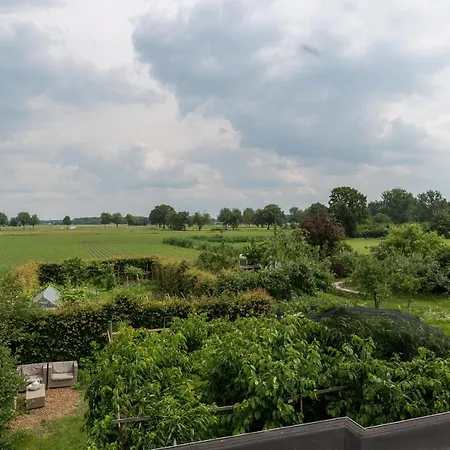 De Nieuwe Warande 2* Tilburg