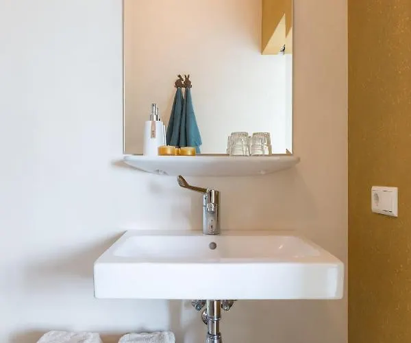 Bed & Breakfast De Nieuwe Warande Tilburg