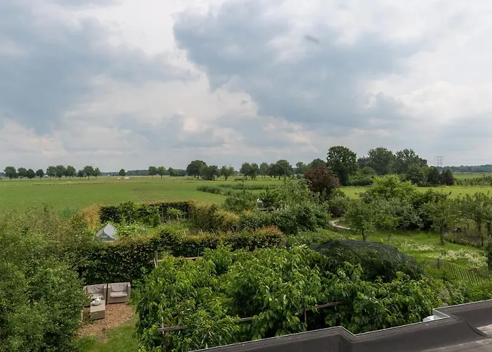 De Nieuwe Warande 3* Tilburg